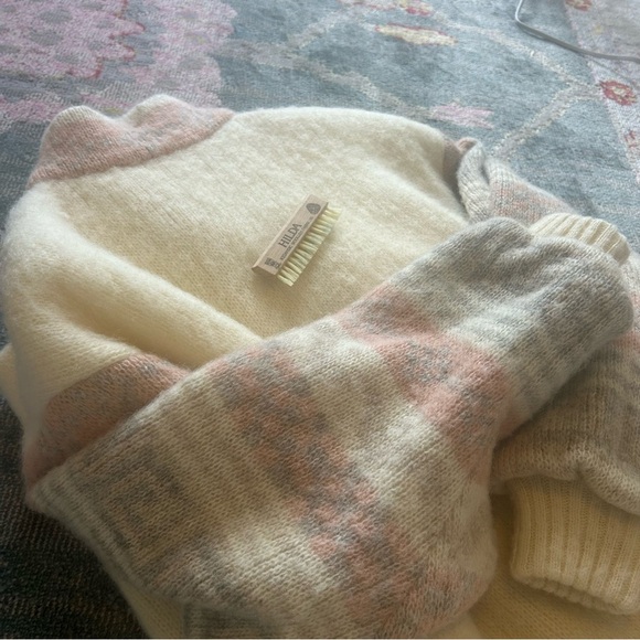 Hilda LTD wool trench coat with buttons-made in Iceland VGUC with brush - Picture 4 of 9